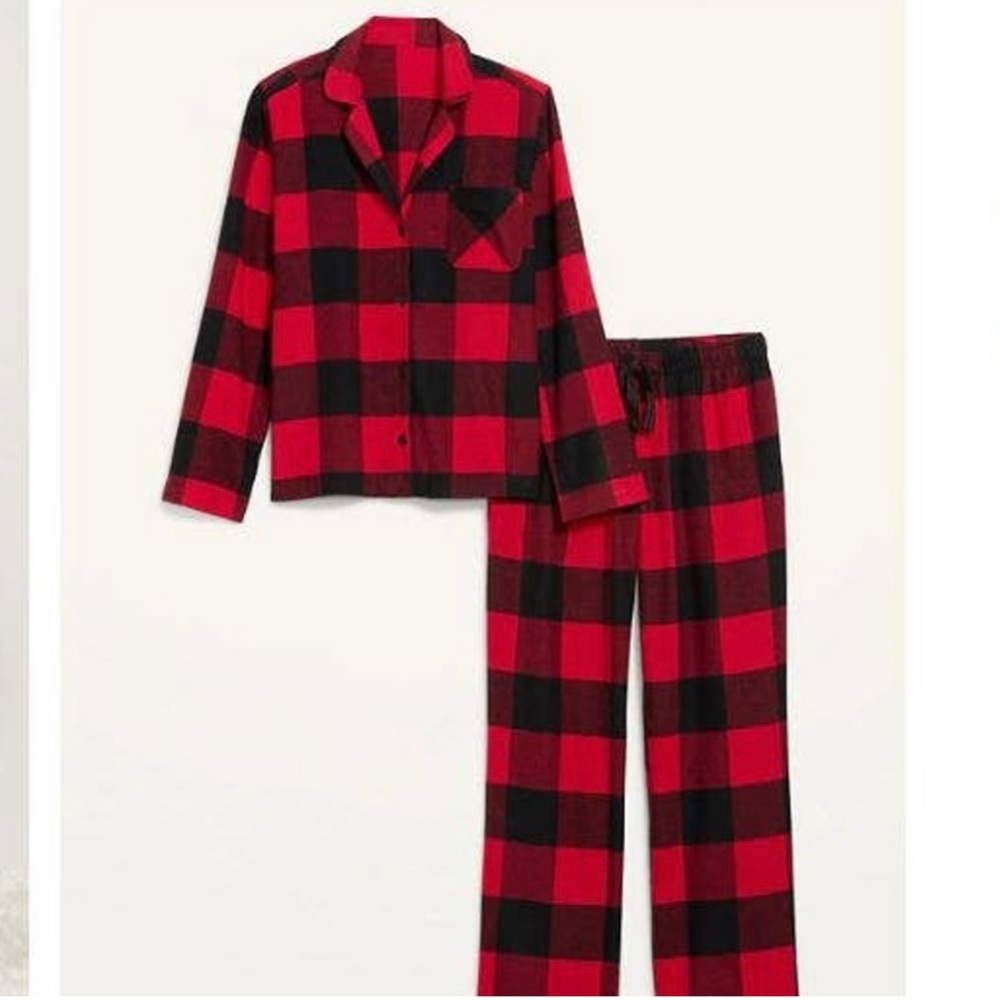 NWT Red Black Buffalo Plaid Flannel Pajama Set Medium